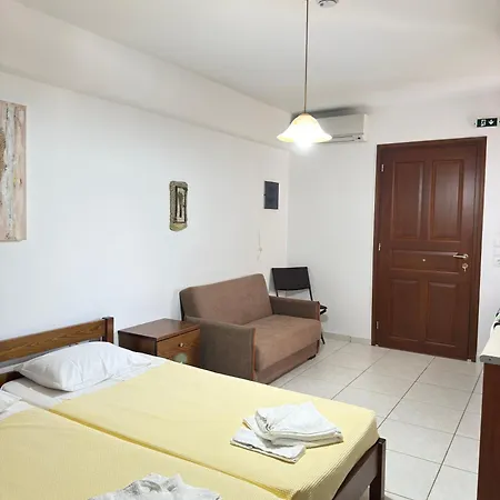 Calm Paros Apartment Logaras